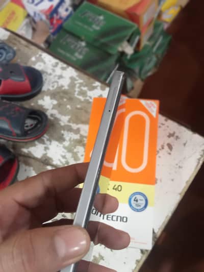 ٹیکنو سپارک 40 سیل