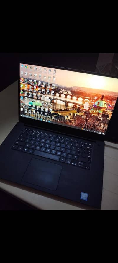 Dell XPS 15 9570 Core i5 8th Generation