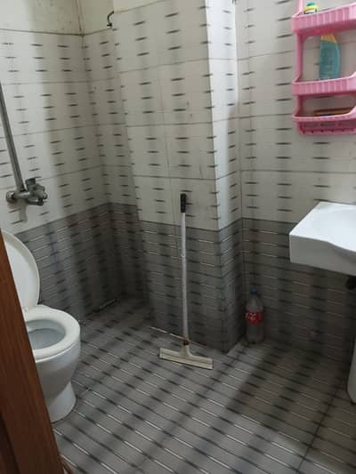 5 Marla Beautiful Upper Portion P Blk