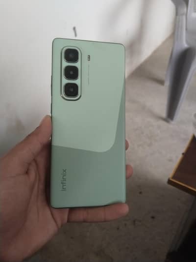 Infinix hot50 pro plus 8gb 256 gb lush condition con03428003963