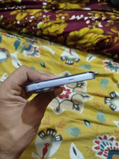 vivo v60lite 4g with box charger full warenty