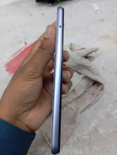 vivos y20 4gb 64gb dbha cargr Sath