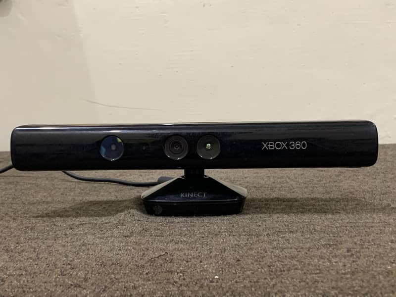 Xbox 360 Steering, Kinect Sensor 3
