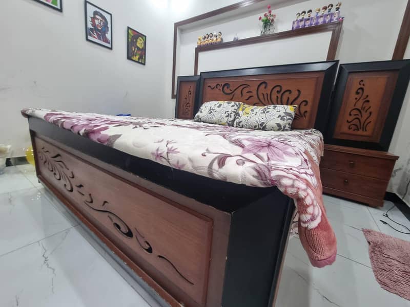 bed with side table and dressing table 2