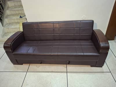 Brown leatherette Sofa Cumbed with Storage in Excellent Condition