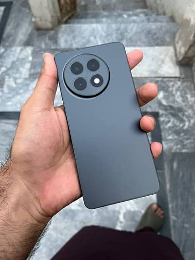 OnePlus Ace 5 | 12/256GB | Snap 8 Gen 3 | 120 FPS PUBG King