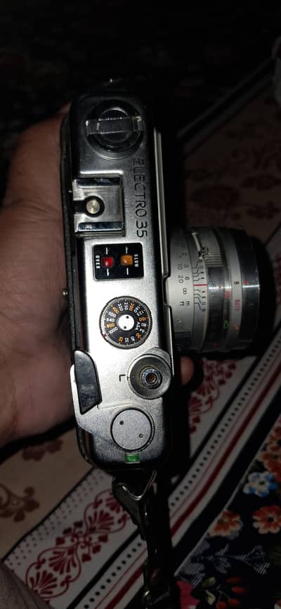 old yashika camera