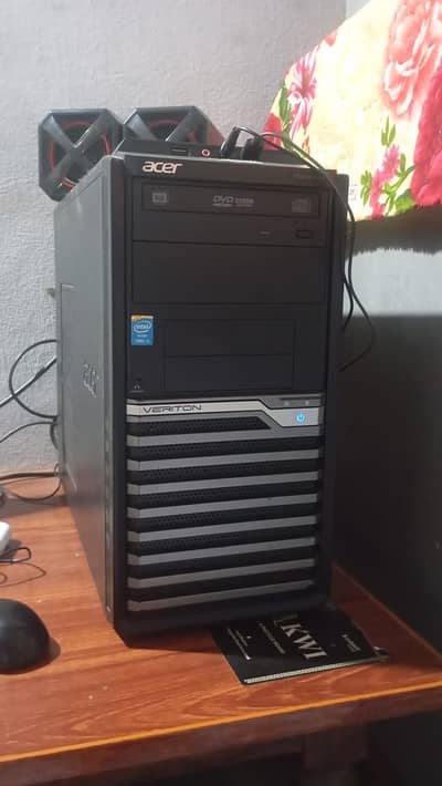 Acer Veriton M4630G desktop featuring an Intel Core i5-4590 processor