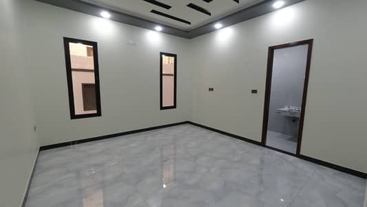 Prime Location Federal B Area - Block 12 House Sized 200 Square Yards For sale