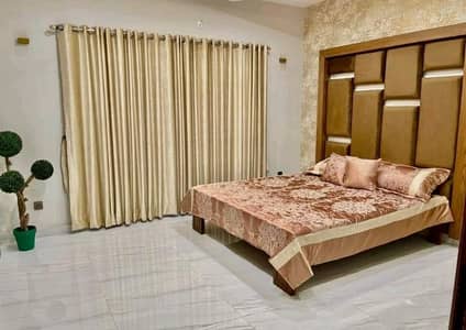 Highly-Desirable 10 Marla House Available In Bahria Town - Sector E