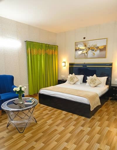 Room available for rent DHA Phase 5Difence karachi