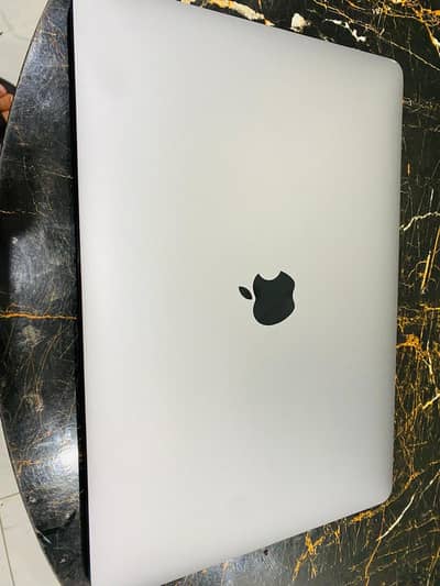 Macbook pro M1