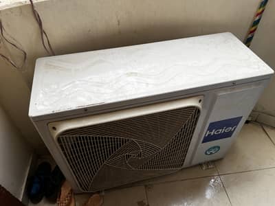 Haier 1.5 ton inverter AC