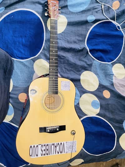 Yamaha F310 wood colour