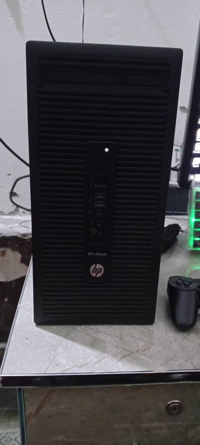 ryzan 5 pro powerful ddr4 8gb ram 500gb hard 120gb ssd 2gb graps card