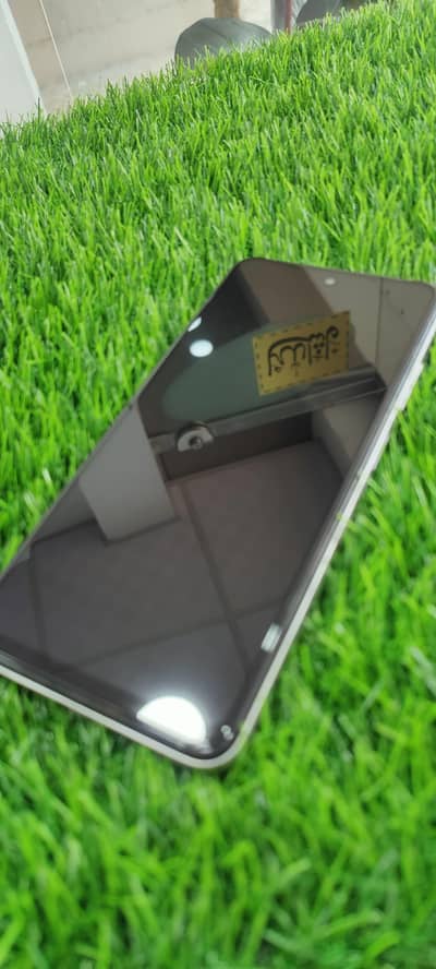 Infinix smart 8 pro 4+4 ram 128  only call