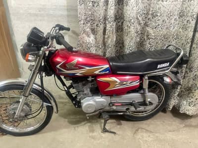 Honda CG 125 Genuine Bike – Good Engine Condition
