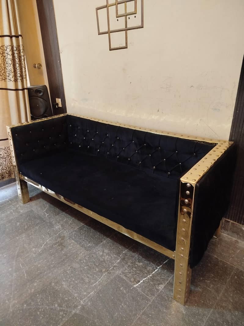 brass sofa 0
