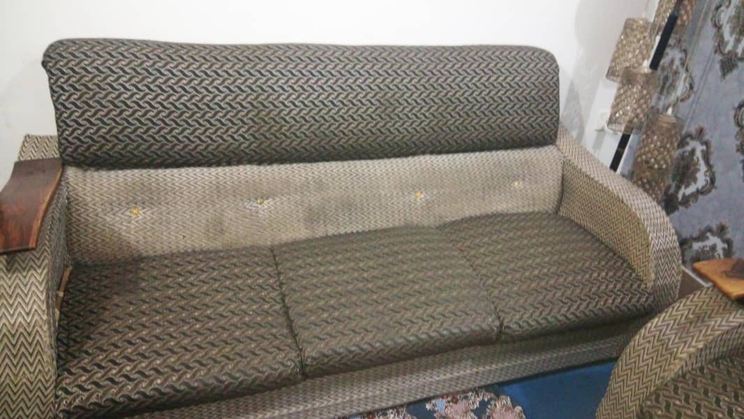 sofa set with table 1