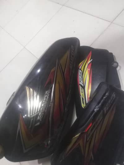 Black colour fuel tank 5 Star All ok balck paper howa ha