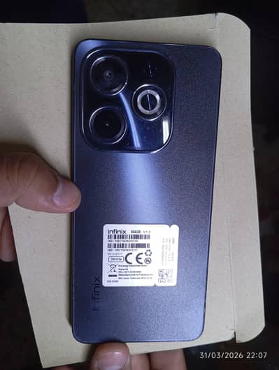 Infinix Hot 40i - 16GB RAM (8+8) / 256GB ROM - 9/10 Condition