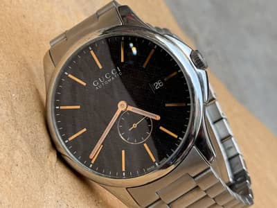 Gucci Black G Timeless Automatic.