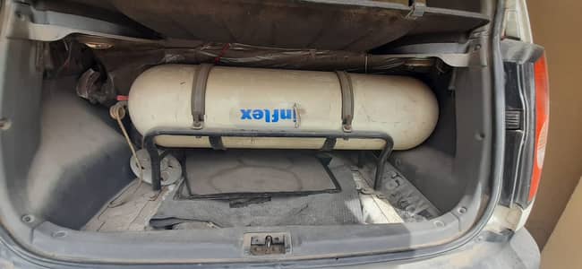 CNG Kit (LandiRenzo) with Cylinder (50 kg)