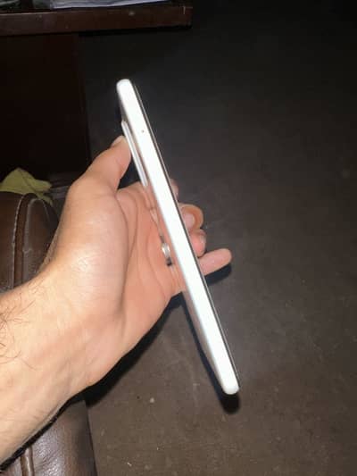 Samsung a23 ha 4/128 with box only box