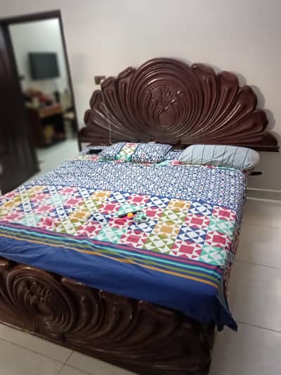 bed dressing and divider