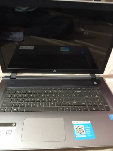 Hp core i3 17 inch screen