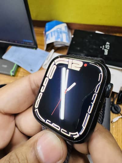 Apple Watch 8 45mm midnight aluminum