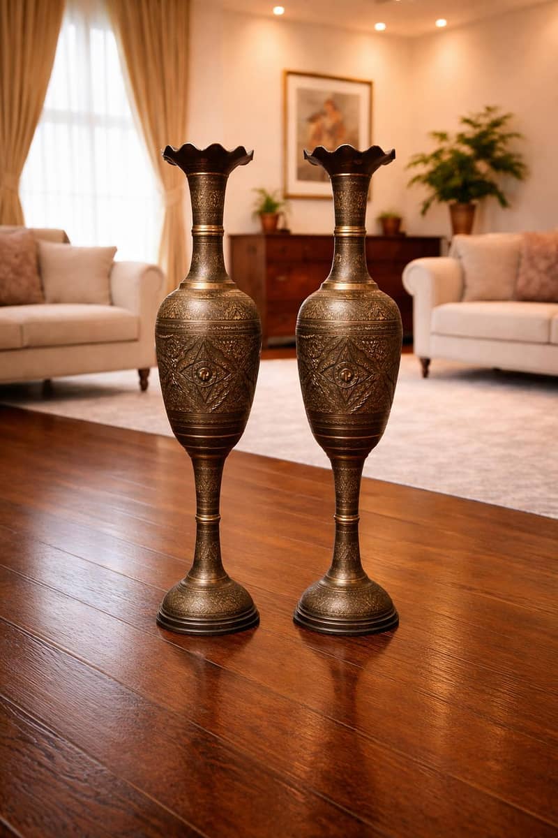 اینٹیک براس گلدان برائے فروخت 0