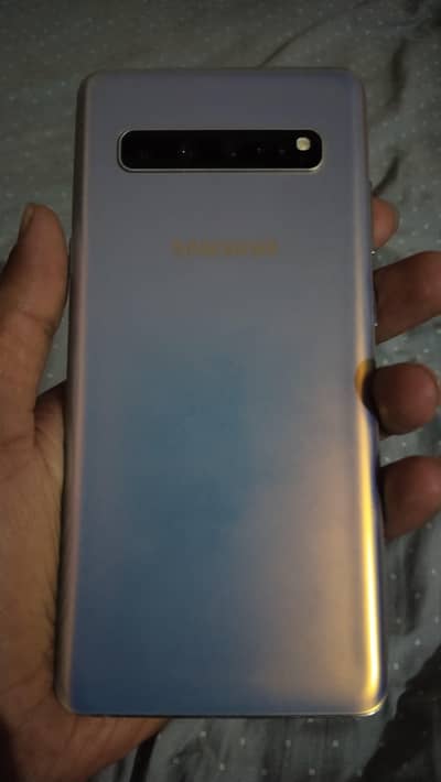 Samsung Galaxy S10 5G   (8/512gb)