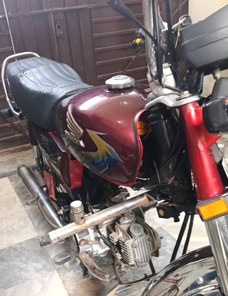 خریدو اور چلاؤ بالکل نئی حالت میں 1