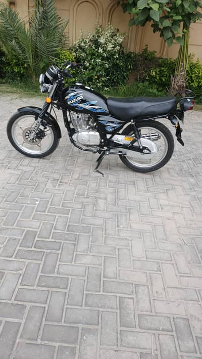 Suzuki GS 150. SE. 2022