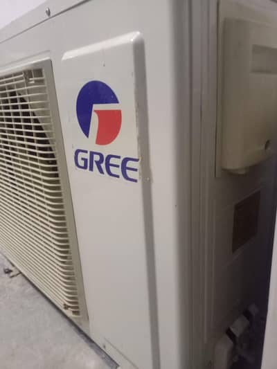 gree 2 Ton Air conditioner