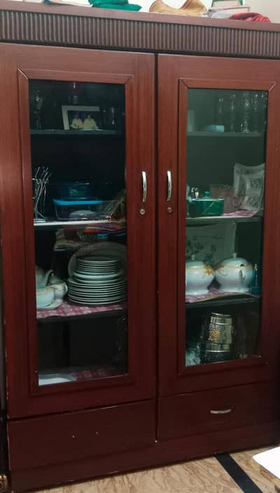 Wooden Crockery Cabinet (Showcase) – Excellent Condition