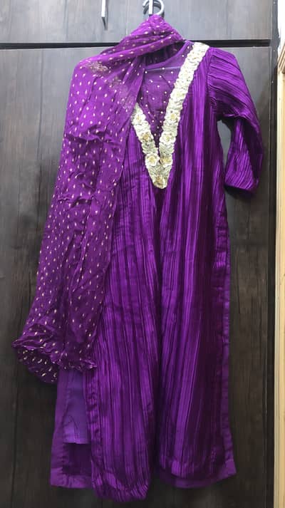 ---  *Elegant Purple Crushed Silk Suit Set*  Add a touch of royal cha