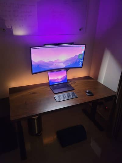 GIGABYTE G34WQC-A 34" 3440 x 1440 144Hz Ultra-Wide Curved VA Gaming