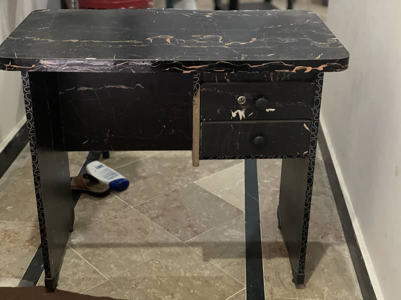 Chair with computer table 3