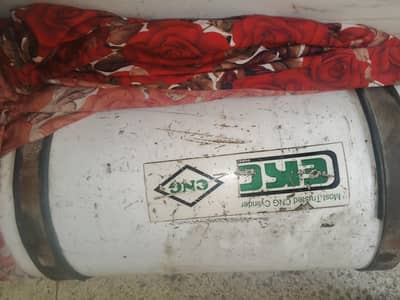 Cylendar capacity 22.75kgs with frame and nut bolts