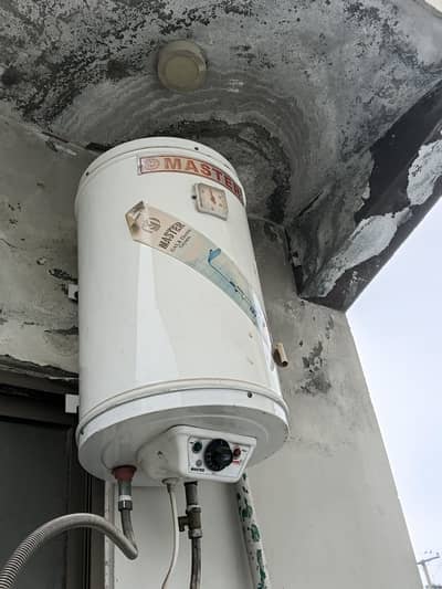 Master geyser 60 liter  geyser in good price for sale