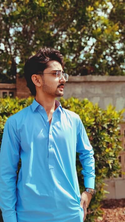 JOB KI NEED H JISA BI HELPER KI NEED HO YAH SALE MEN KI PLEASE contect