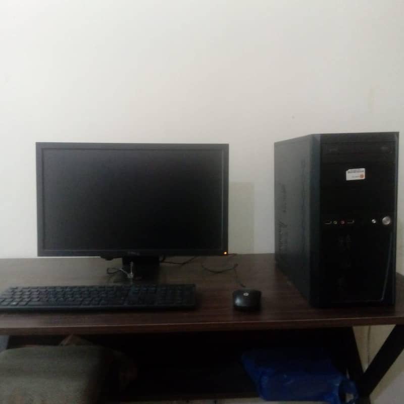 PC Workstation 0