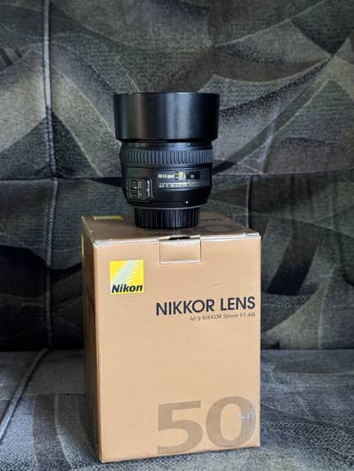 Nikon 50mm 1.4G like new