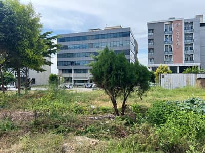 2 Kanal 4-Side Open Commercial Plot on Main Expressway | Ideal for IT Tower | Gulberg Greens | Demand 35 Crore