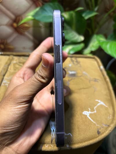 iPhone 14 Pro Factory unlock