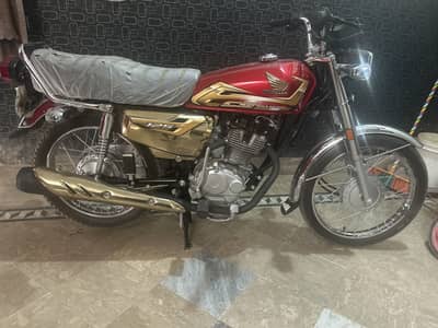 Honda bike 125 self start