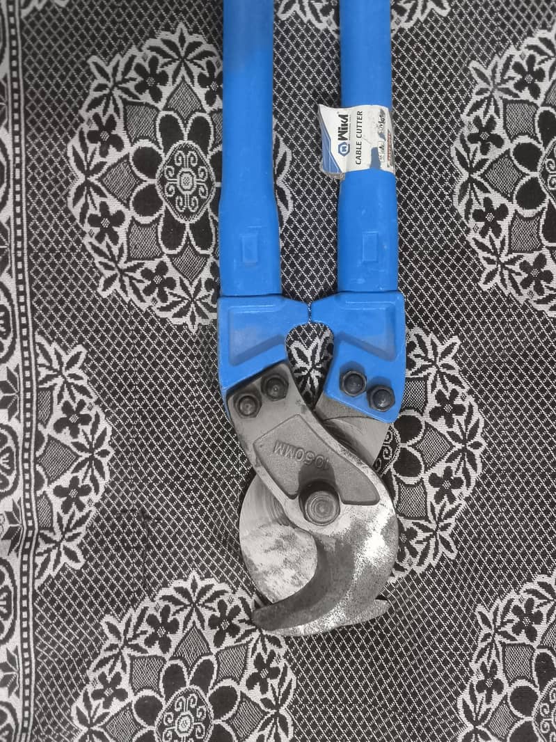 cable cutter 1