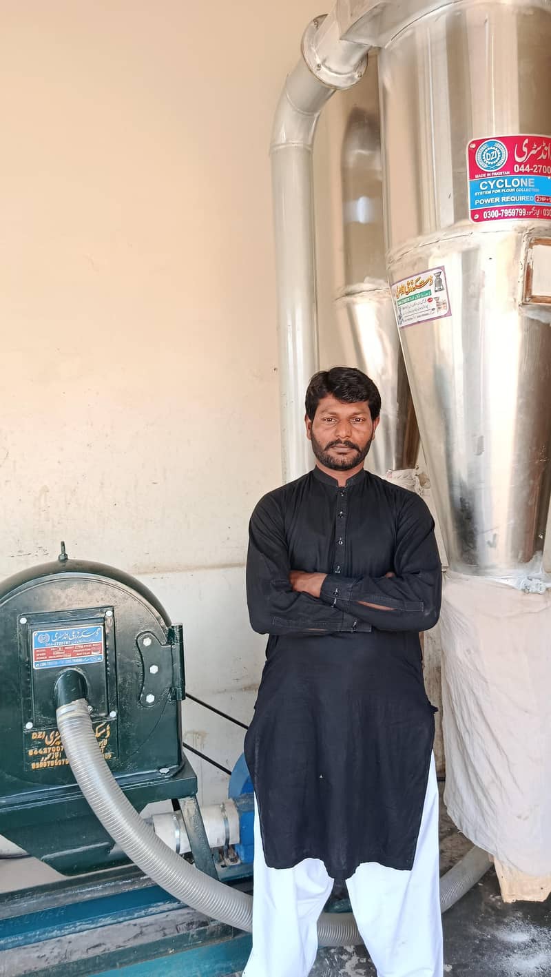 سائیکلون سٹیل باڈی آٹا چکی بمعہ چھاننا مشین برائے فروخت 2